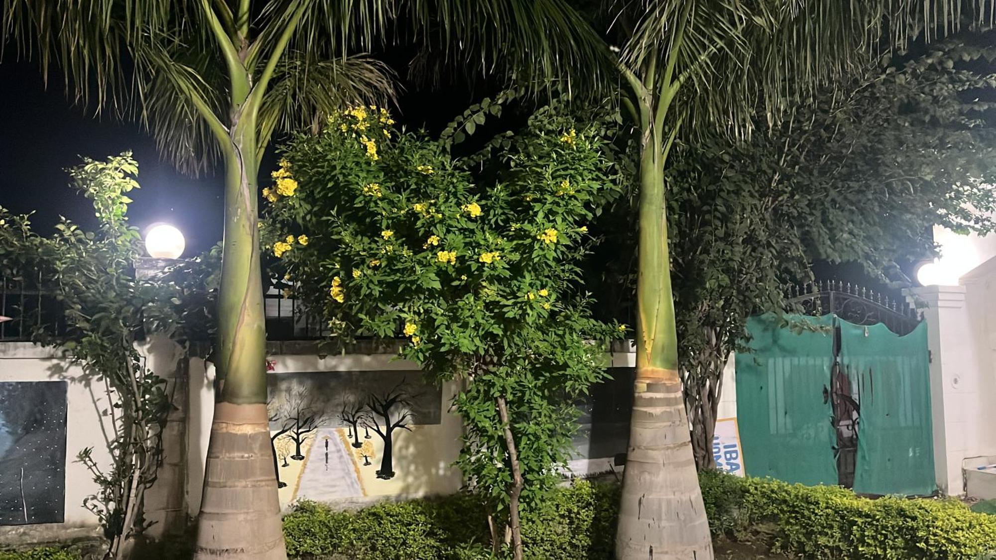 Sunrise Bed & Breakfast Khajuraho Bagian luar foto